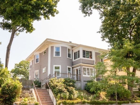100 Belgrade Ave 2, Boston MA 02131