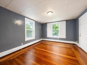 11 Fernwood Ave, Lynn MA 01904