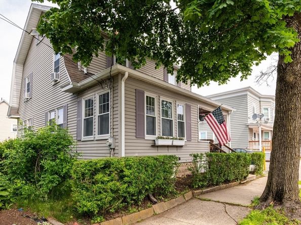 8 Highland Street, Peabody MA 01960