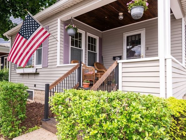 8 Highland Street, Peabody MA 01960