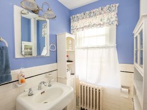 8 Highland Street, Peabody MA 01960