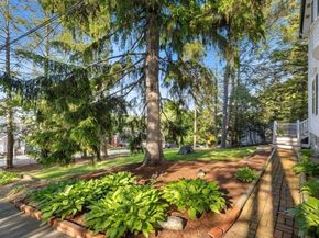 6 Tidd Avenue, Woburn MA 01801