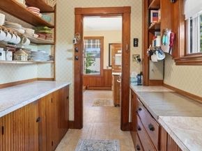 6 Tidd Avenue, Woburn MA 01801