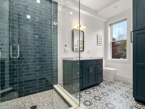 5 Caspian Way U:2, Boston MA 02125