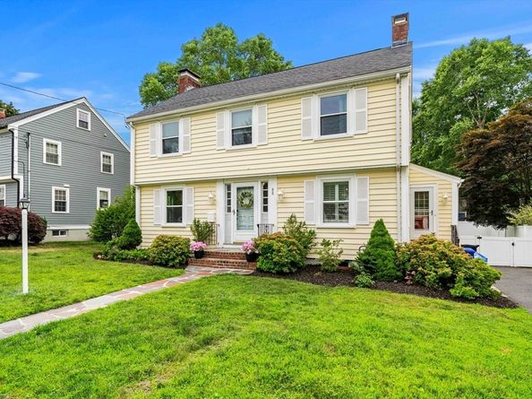 88 Elm St, Milton MA 02186