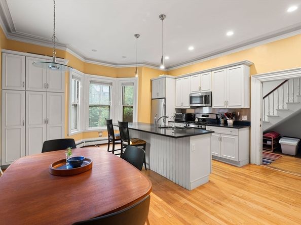 212 Chestnut Ave, Boston MA 02130