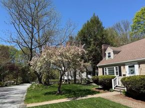 1 Valley Rd, Lexington MA 02421