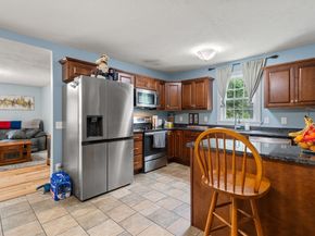 80 Rawson St, Leicester MA 01524
