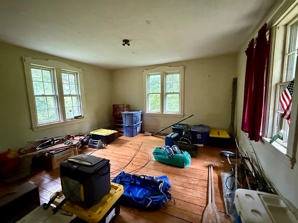 11 Danforth Park Rd, Framingham MA 01701