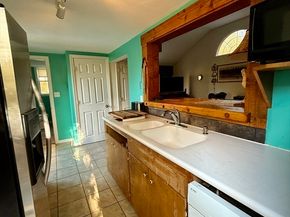 11 Danforth Park Rd, Framingham MA 01701