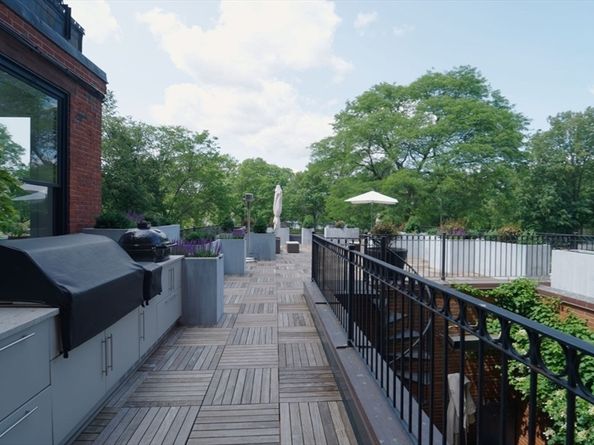 168 Beacon St 1, Boston MA 02116
