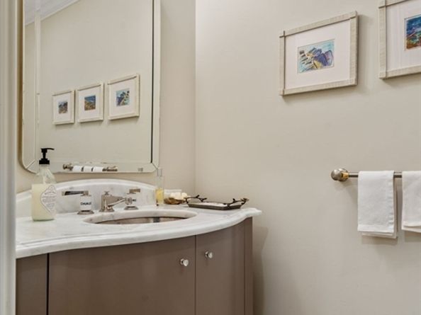 168 Beacon St 1, Boston MA 02116