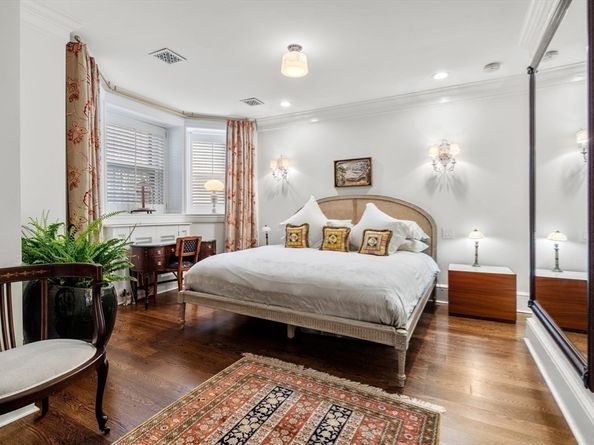 168 Beacon St 1, Boston MA 02116