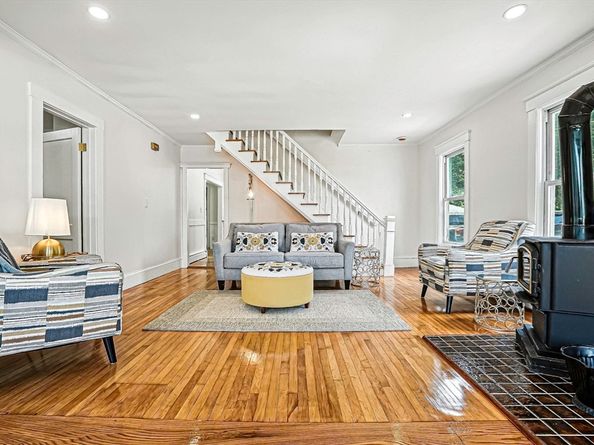 84 East Main Street, Hopkinton MA 01748