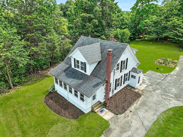84 East Main Street, Hopkinton MA 01748