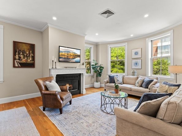 55 West Broadway 5, Boston MA 02127