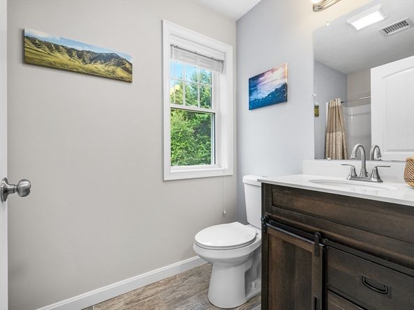 98 Marion Rd 3, Mattapoisett MA 02739