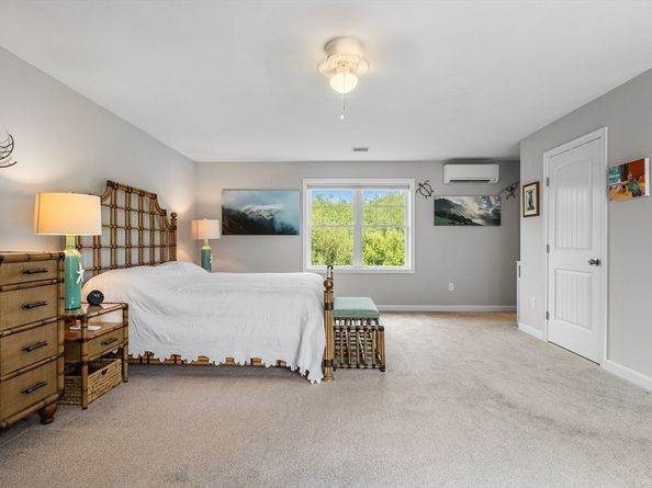 98 Marion Rd 3, Mattapoisett MA 02739