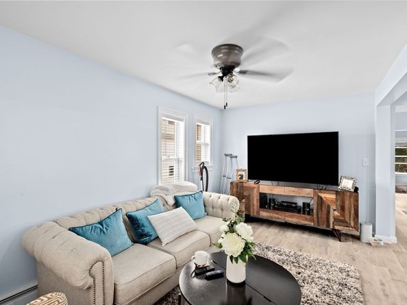 113 Mountain Ave, Revere MA 02151