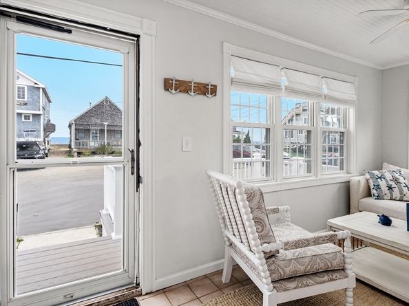 36 Ocean Rd N, Duxbury MA 02332