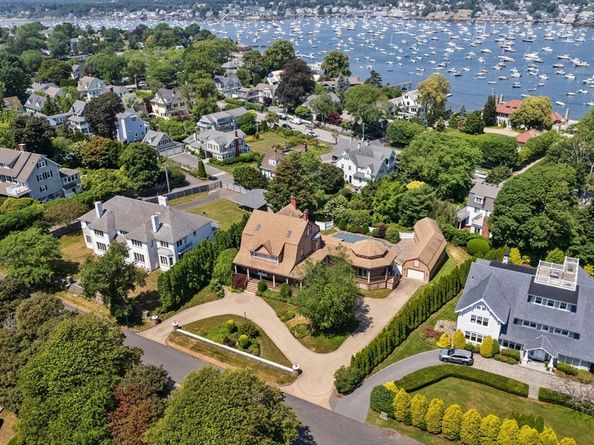 372 Ocean Avenue, Marblehead MA 01945