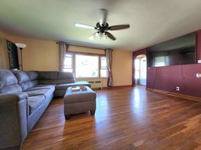 6 Crosby St, Webster MA 01570