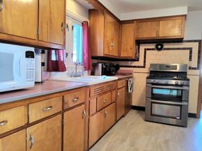 6 Crosby St, Webster MA 01570