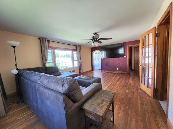6 Crosby St, Webster MA 01570