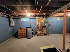 6 Crosby St, Webster MA 01570