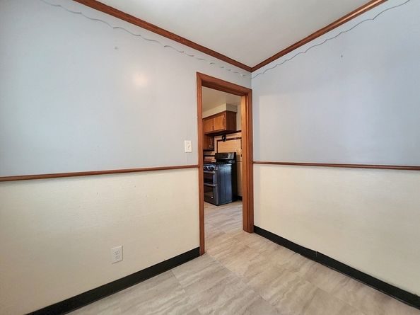 6 Crosby St, Webster MA 01570