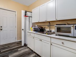 13-17 Westminster St, Fitchburg MA 01420