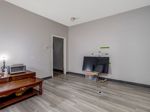 13-17 Westminster St, Fitchburg MA 01420