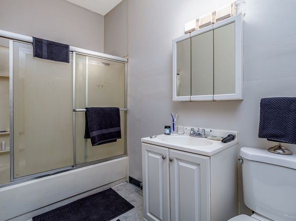 13-17 Westminster St, Fitchburg MA 01420