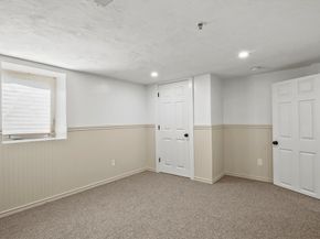 607 Cambridge St 4, Worcester MA 01610