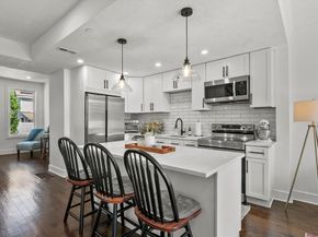 607 Cambridge St 4, Worcester MA 01610
