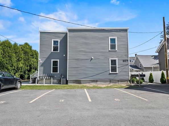 607 Cambridge St 4, Worcester MA 01610