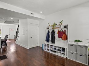 607 Cambridge St 4, Worcester MA 01610