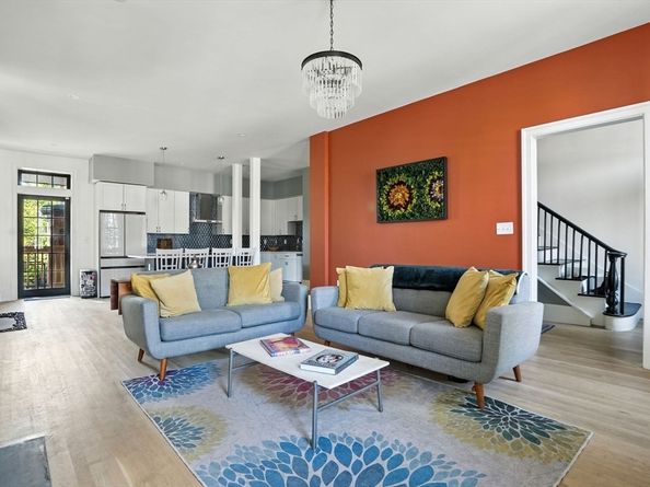 22 Kenilworth St, Boston MA 02119