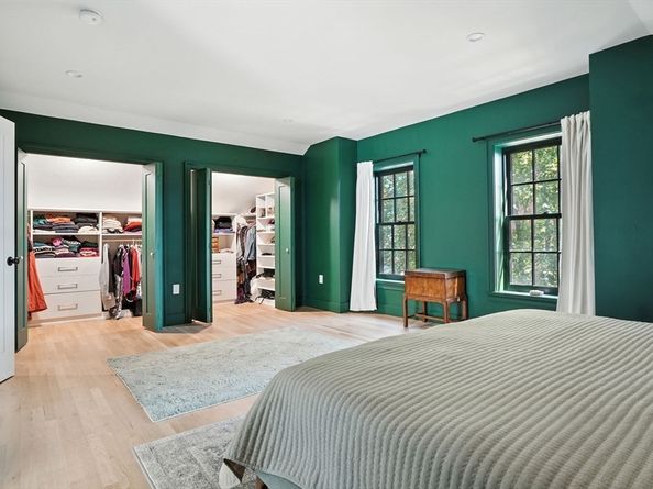22 Kenilworth St, Boston MA 02119