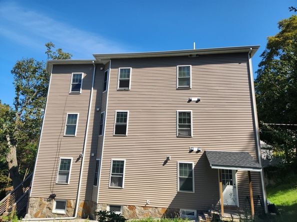 119 Rodney St, Worcester MA 01605