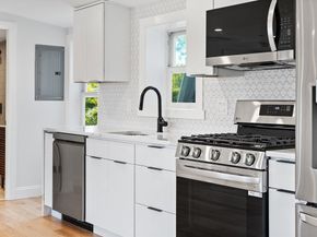 290 Washington Street, Marblehead MA 01945