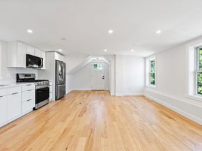 290 Washington Street, Marblehead MA 01945