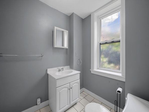 5 Wilbur Ct, Boston MA 02128