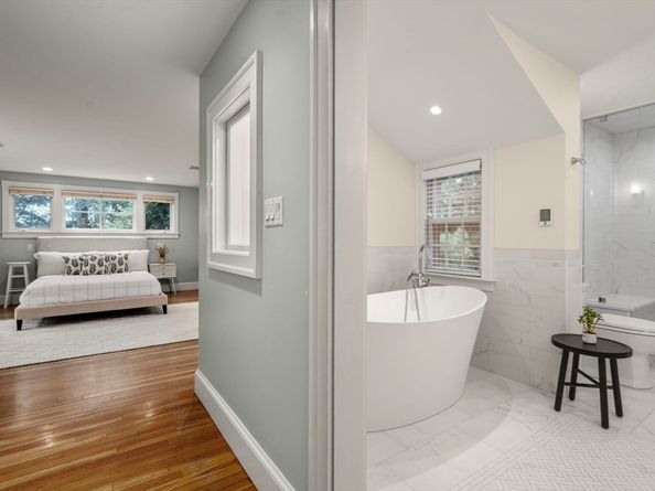 1308 Walnut St, Newton MA 02461