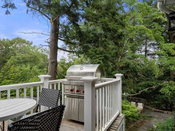 1308 Walnut St, Newton MA 02461
