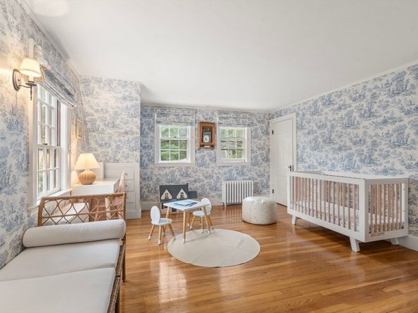 1308 Walnut St, Newton MA 02461