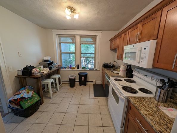 24 Ransom Rd 6, Boston MA 02135