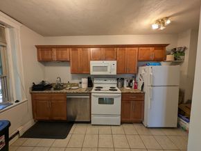 24 Ransom Rd 6, Boston MA 02135