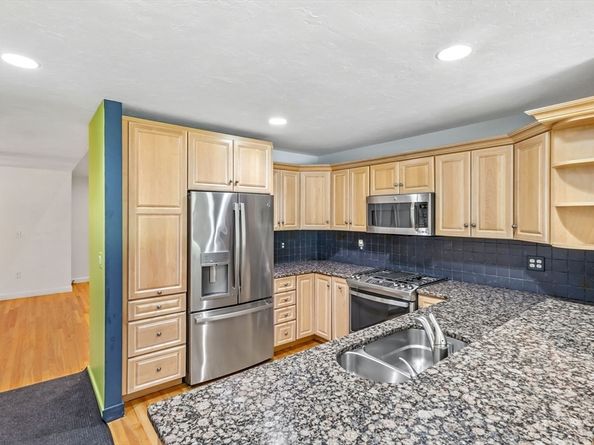 1 Apple Valley Drive 1, Sharon MA 02067
