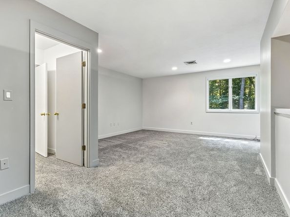 1 Apple Valley Drive 1, Sharon MA 02067